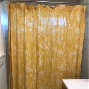 Floral/botanical print shower curtain